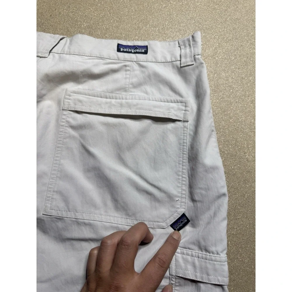 Patagonia Men's REAR Embroider Flower‎ Outdoor Biege Hiking Shorts Size 40 VTG
